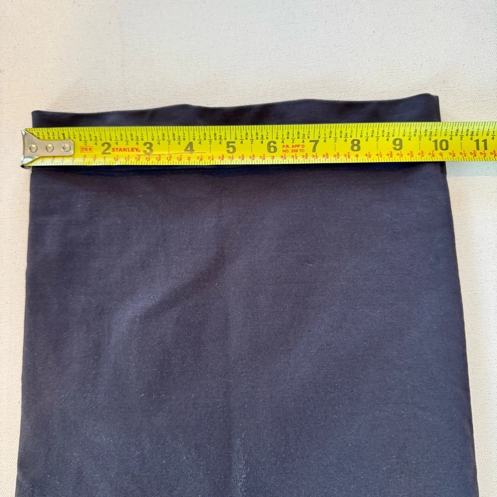 NWOT SKIMS Sz M Black High Waisted Tummy Control Shapewear Mid Thigh Shorts